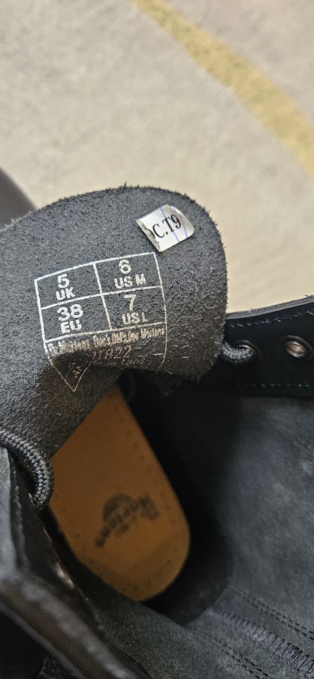 Dr. Martens Scarpe da donna: Dr. Martens / Doc Martens Stiefel, Grösse 38 – Nuovo (secondo la descrizione) da Tobel venduto da Nicci_dee 3