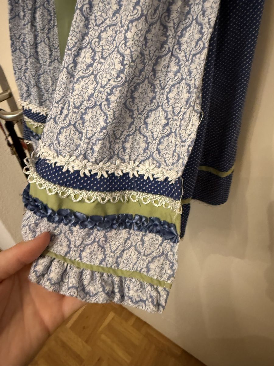 Costumi: Dirndl Kleid Krüger Grösse 34  – Usato da Belp venduto da livus 4
