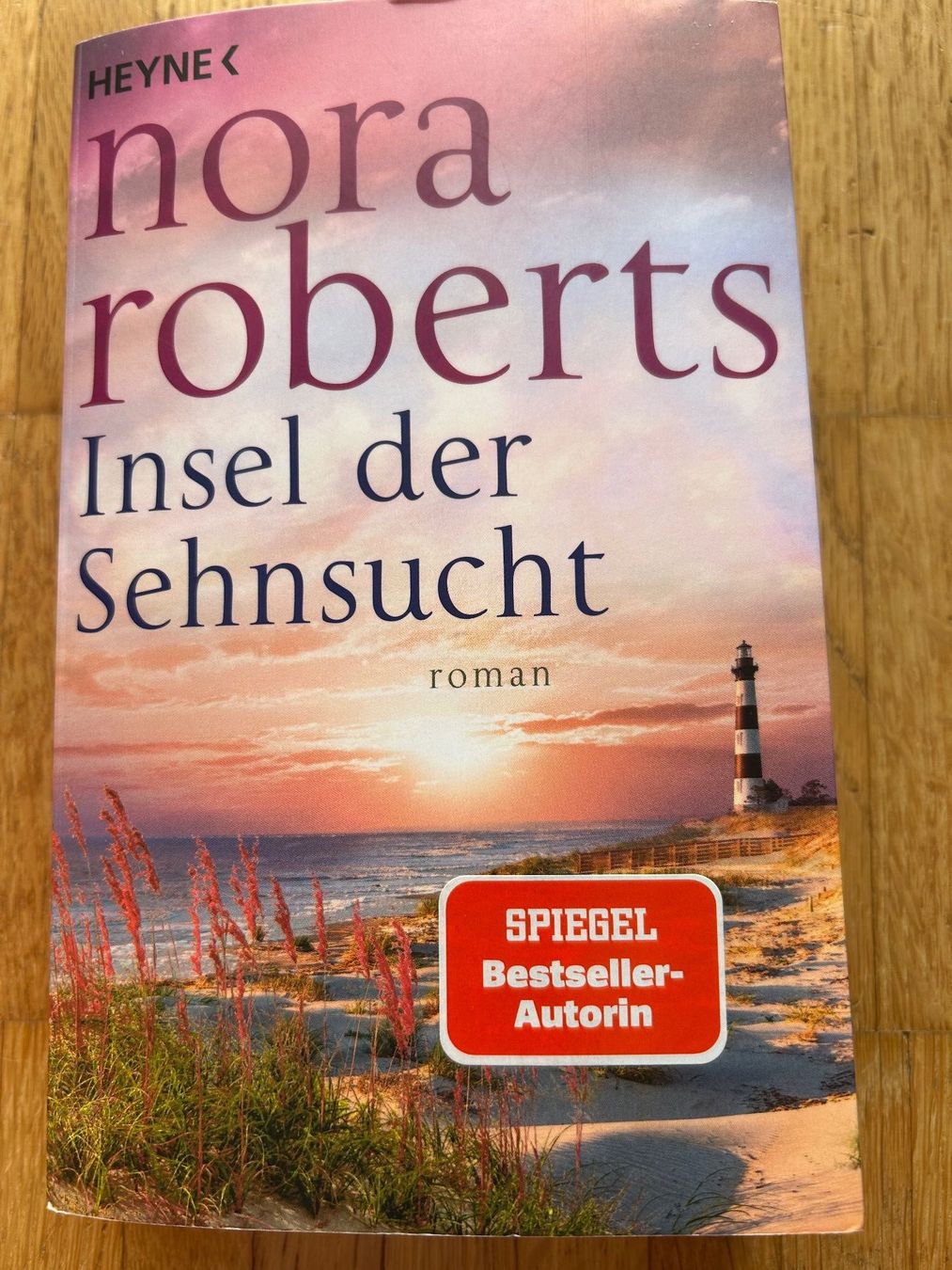 Libri: Nora Roberts - Insel der Sehnsucht – Usato da Menziken venduto da August2023