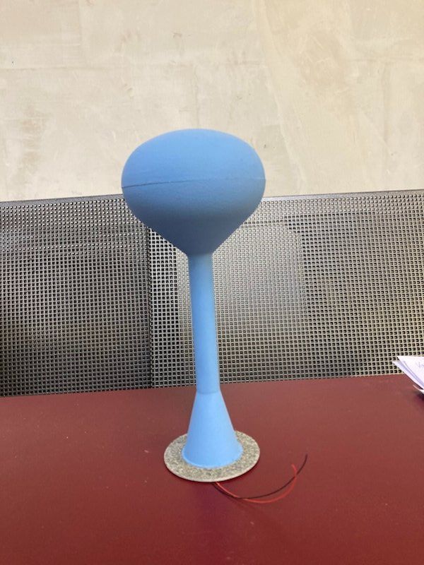 Modellini di ferrovie: H0 Hübscher blauer Wasserturm mit Leuchtdiode USA – Usato da Büsserach venduto da ModellbahnDepot