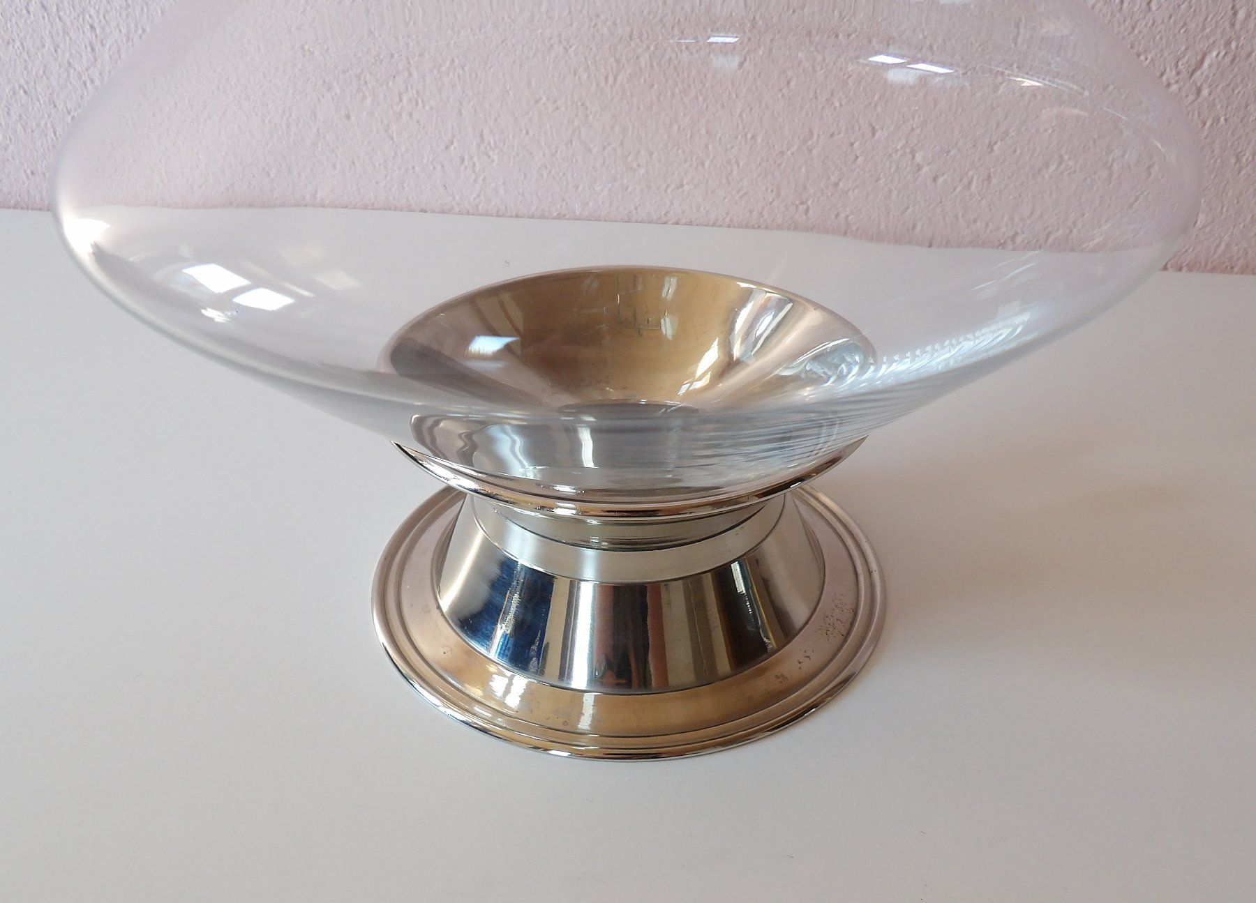 Caraffe: eleganter Weindekanter mit Standfuss – Usato da Niederlenz venduto da Steff99 3