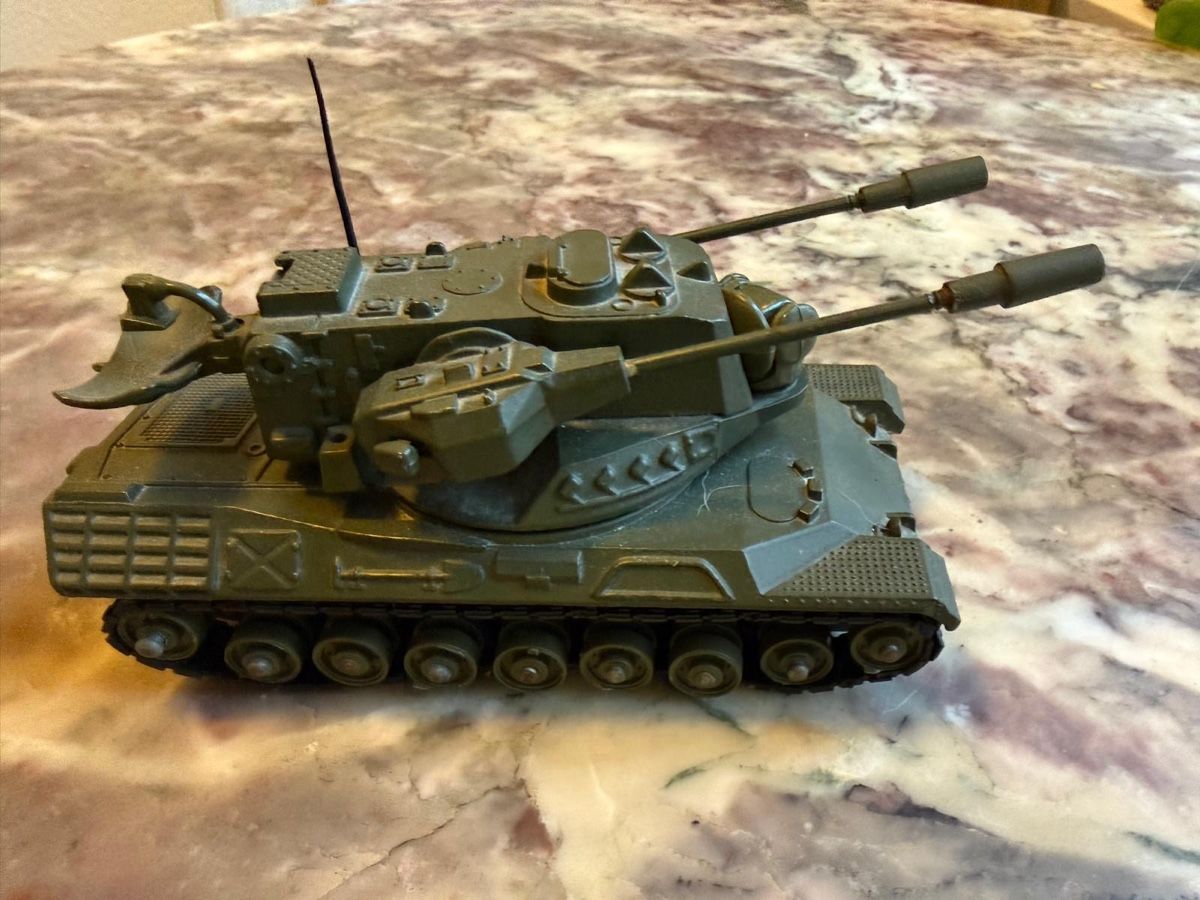 Dinky Toys Kit di modellismo & Modellini statici: Leopard Tank Modell 692 – Usato da Chur venduto da pet_q7kd