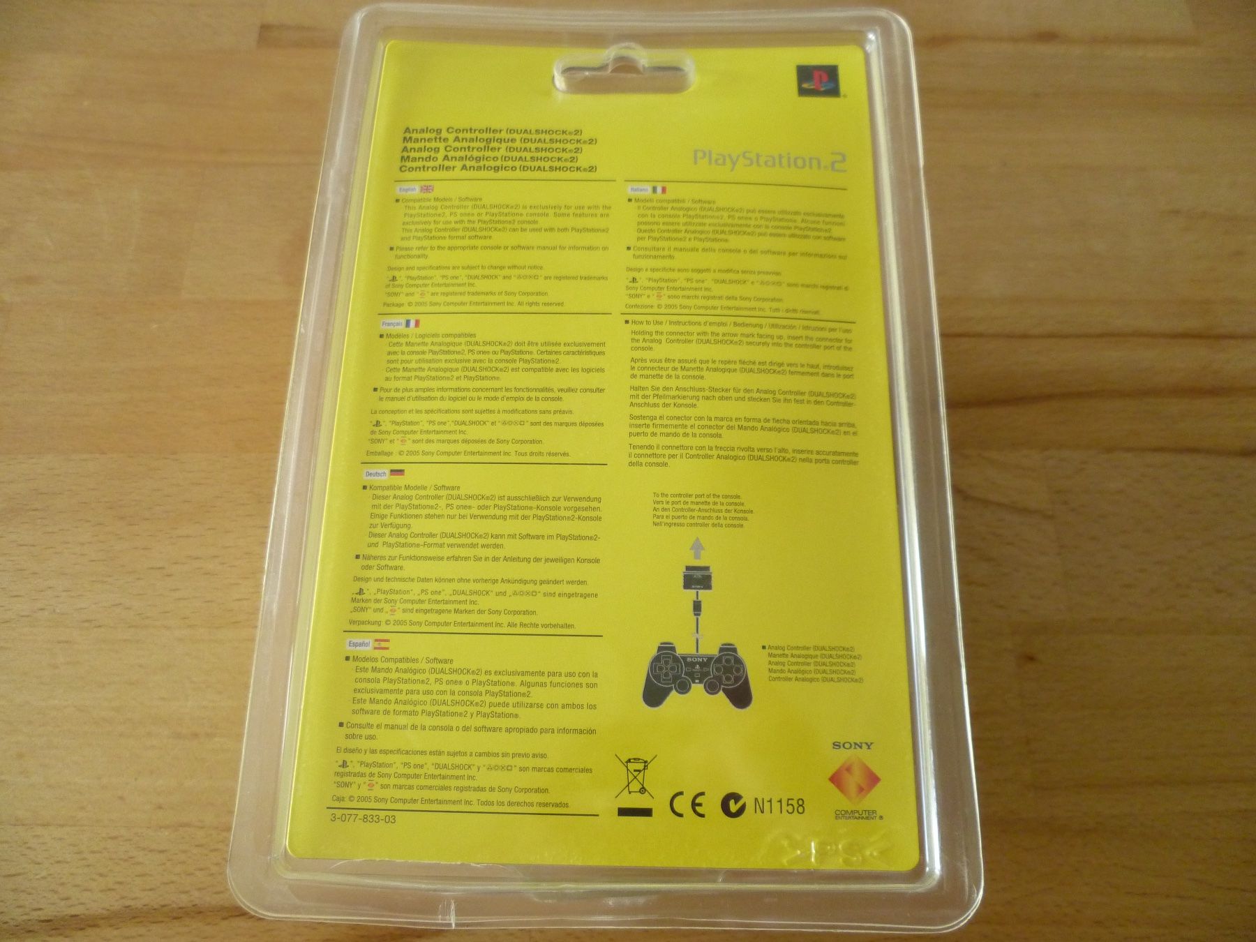 Sony Controller: Authentischer PS2 DualShock 2 Controller schwarz (FABRIKNEU) – Nuovo e nell'imballaggio originale da Thalwil venduto da ranx 4