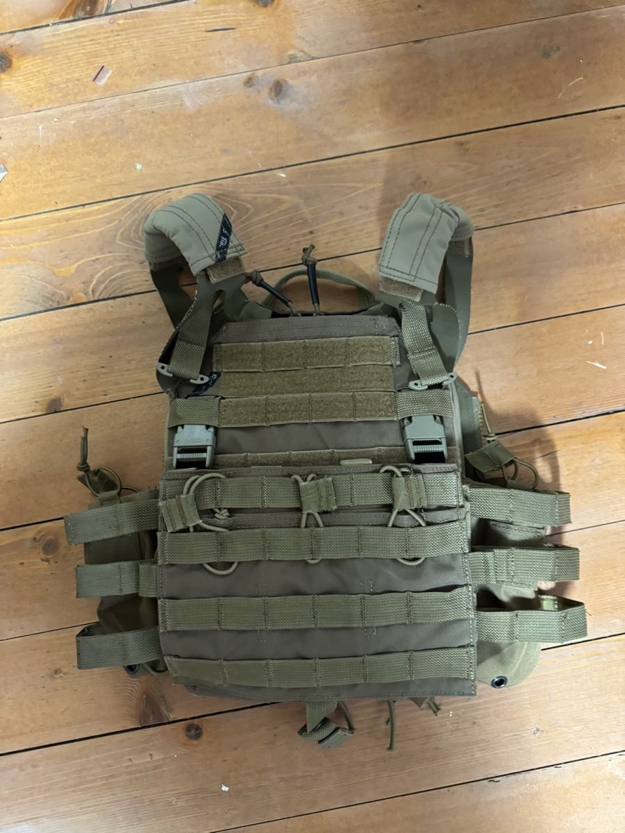 Uniformen: Crye JPC 2.0 by Zshot – Gebraucht aus Kirchberg BE von tim_gct2