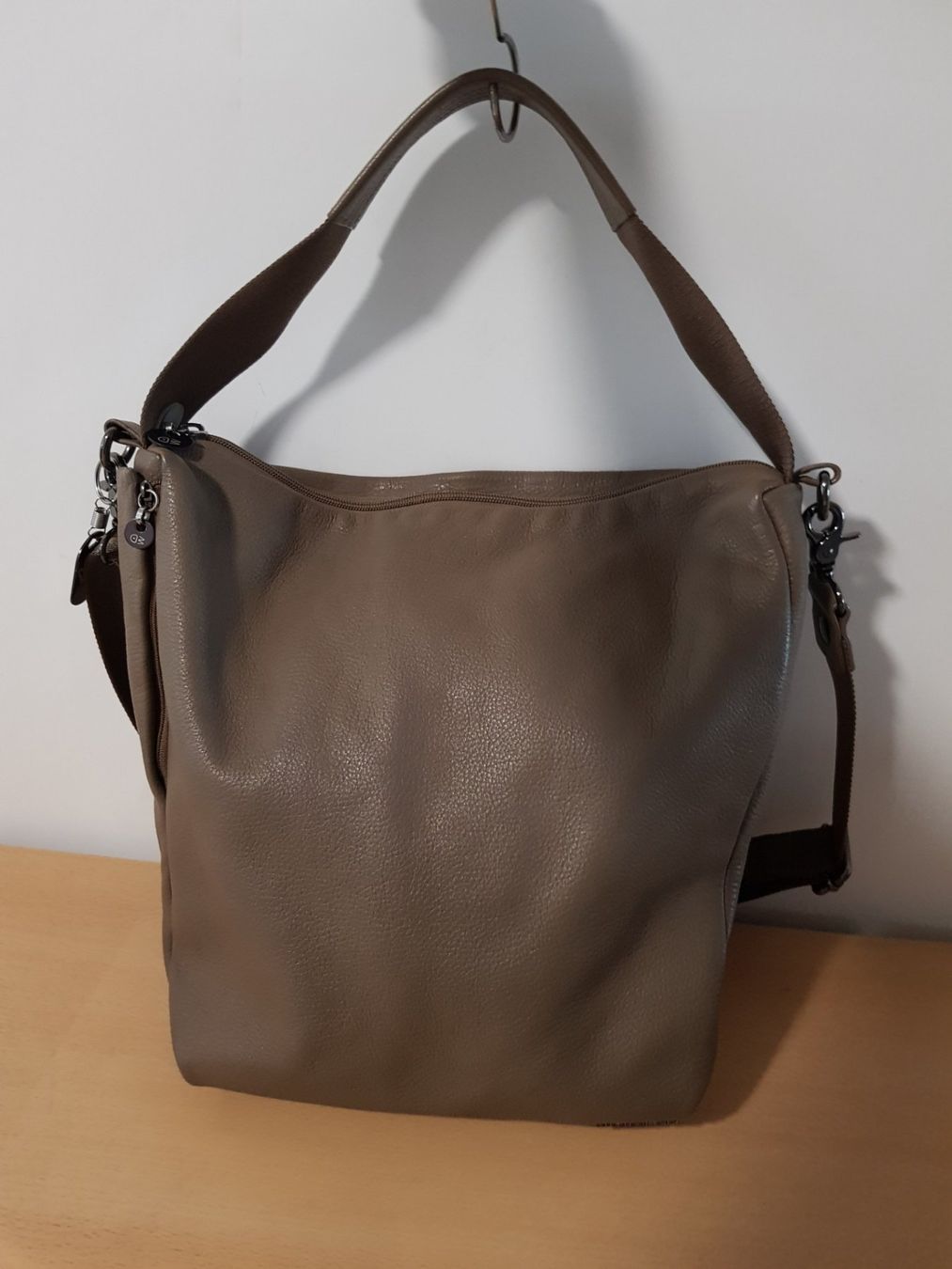 Mandarina Duck Borse da donna: Mandarina Duck Mellow Ledertasche – Usato da Basel venduto da fafa68 1