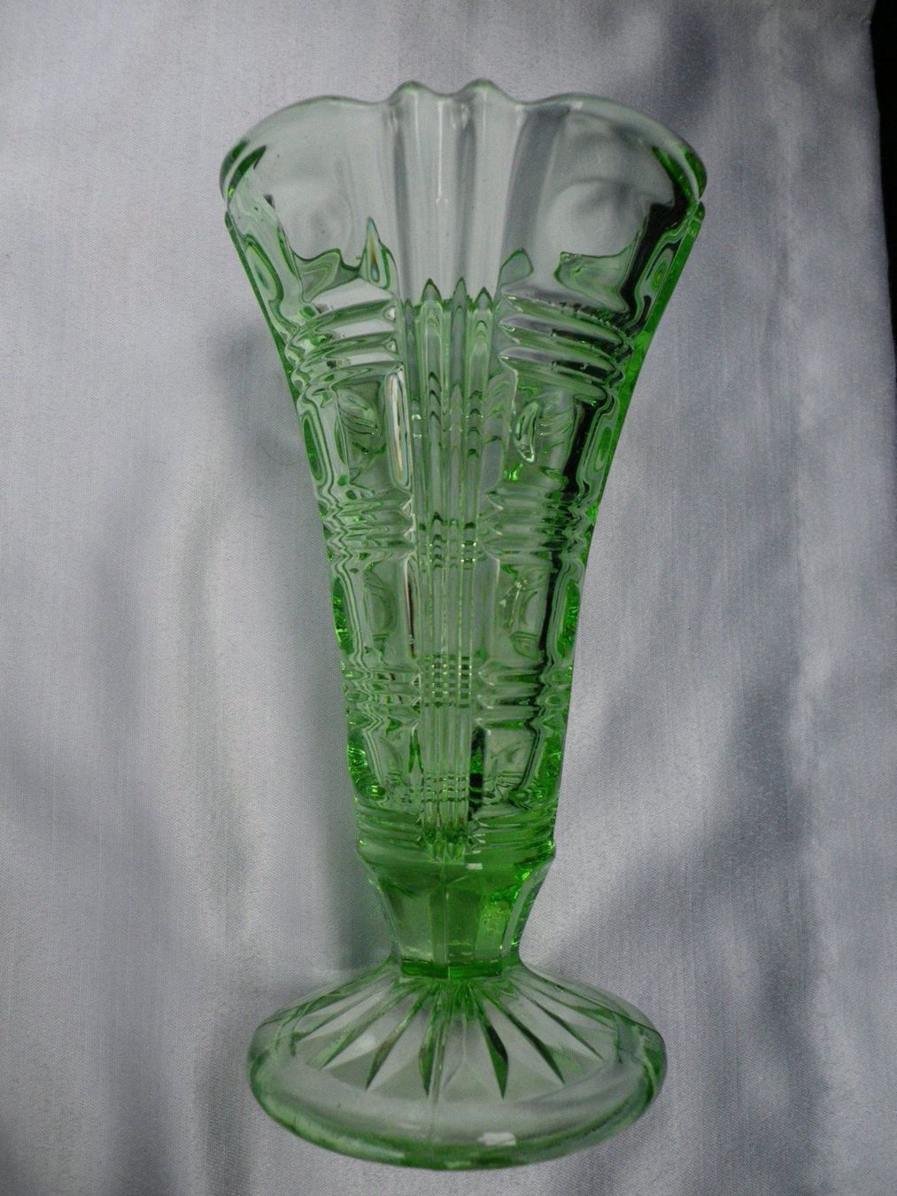 Vasi & Recipienti: Leuchtend grüne Glas Vase – Usato da Reinach BL venduto da Annodomini 3