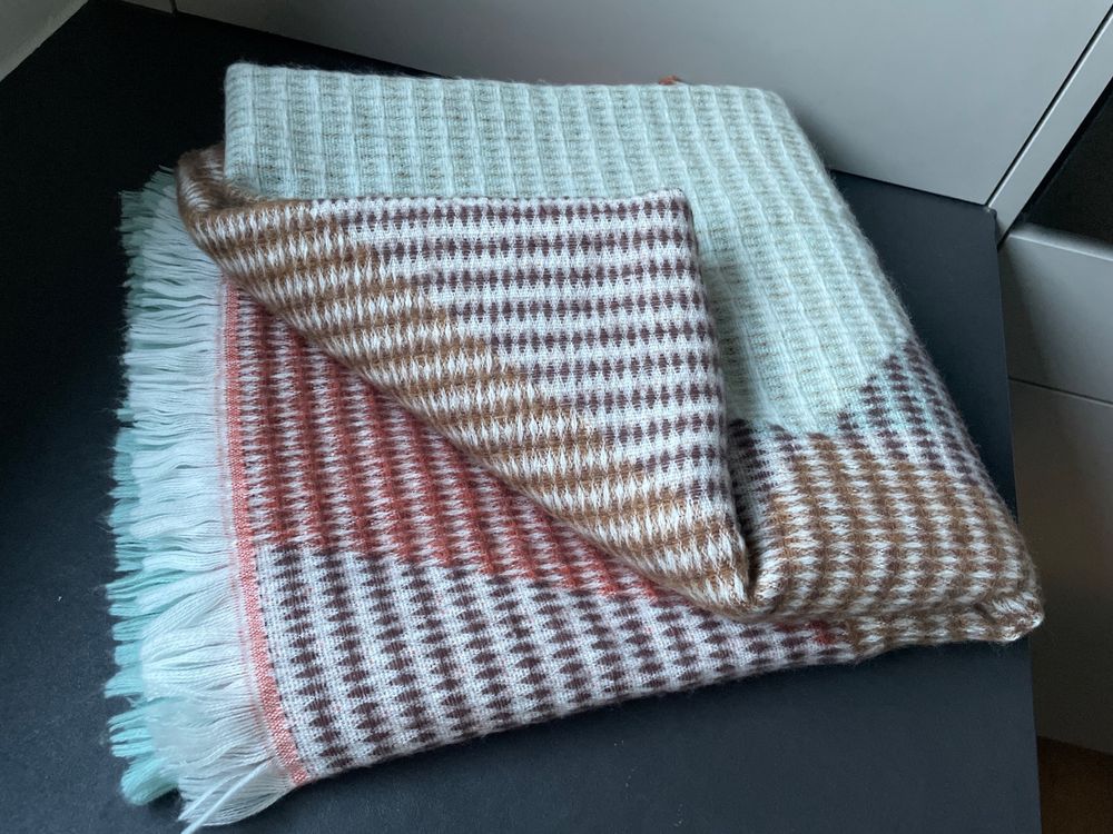Foulards, Tücher & Schals: schöner grosser Schal XXL, Umhang – Gebraucht aus Flawil von Mito97 2