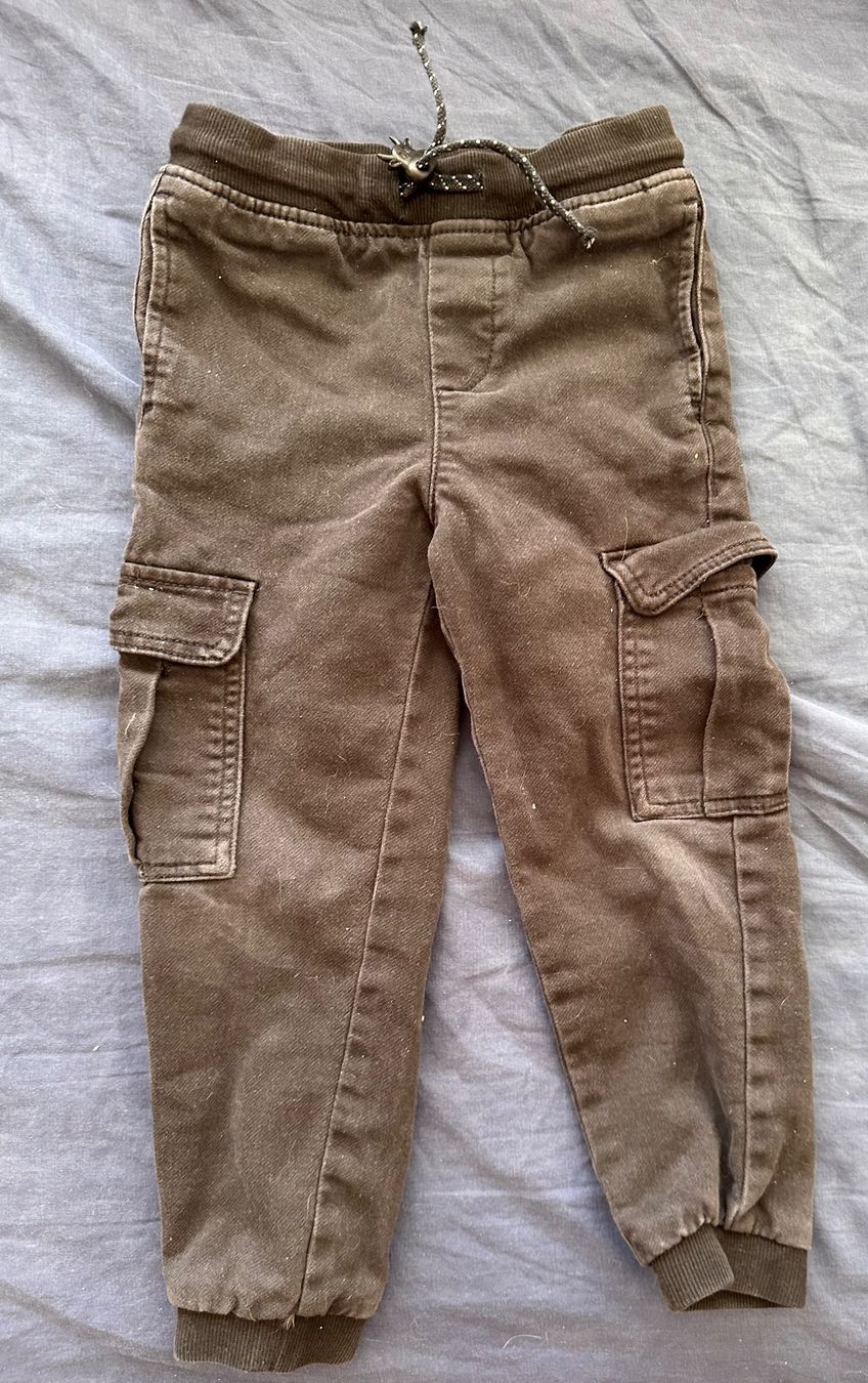 H&M Pantaloni: Cargohose H&M – Usato da Dürrenroth venduto da tvy_bh56