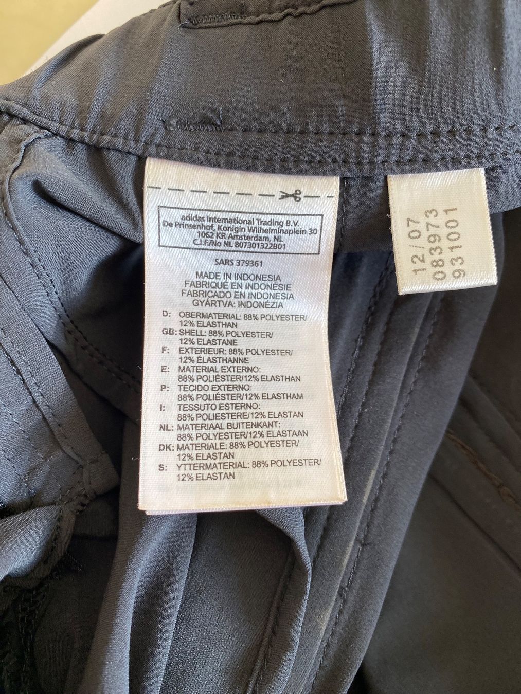 Stella McCartney Pantaloni: Adidas by Stella McCartney Sporthose 34 – Usato da Zürich venduto da JDB_Vintage 4