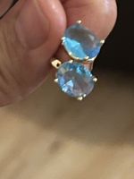 Jolis clous d’oreilles pierres zircons turquoise neufs 