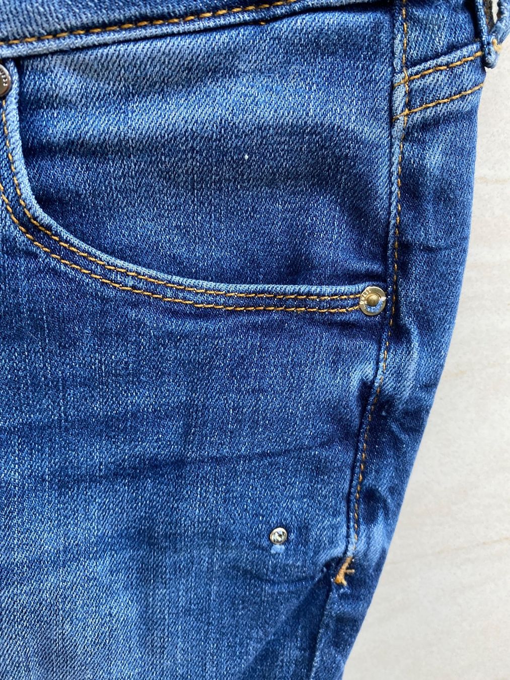 Guess Jeans: Jeans, Guess, 28 – Usato da Eiken venduto da jessycat01 4