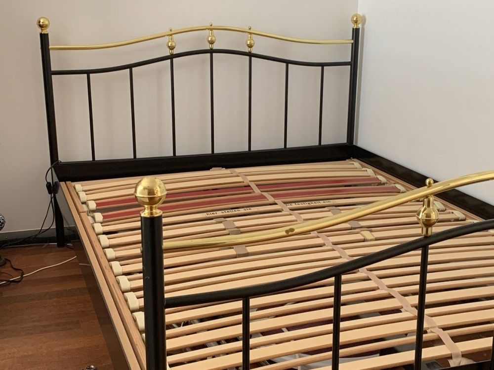 Designer Messingbett schwarz/gold mit Lattenrost 140x200 (Gebraucht) in ...