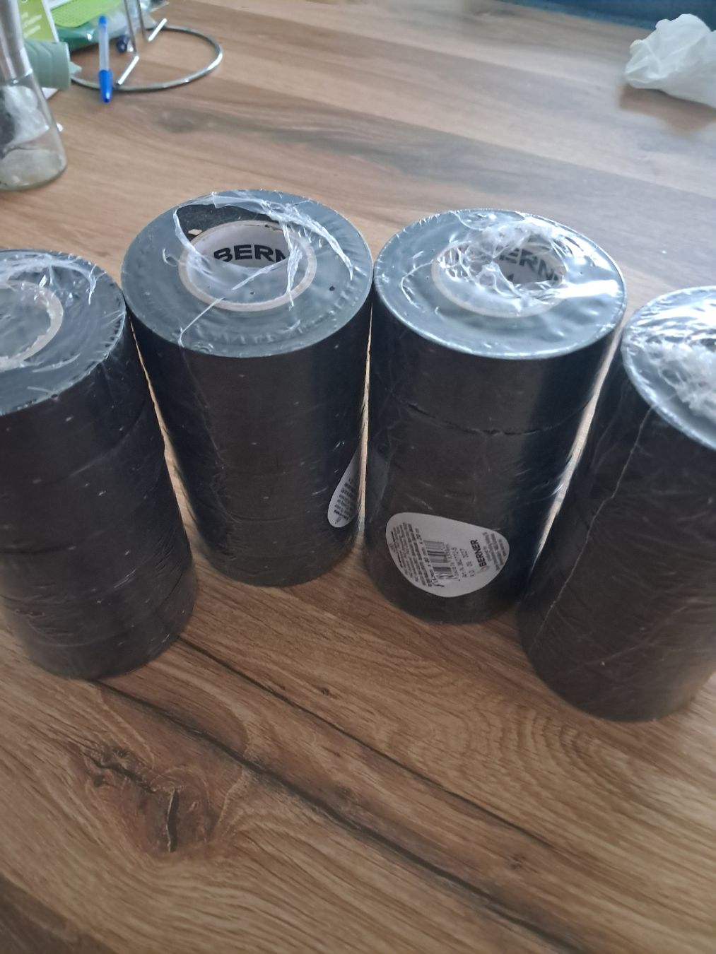 Autres fournitures de bureau: 20stk Rollen Isolierband 30mm/25meter – Neuf (Voir description) à Einsiedeln par Biberchrouser76 1