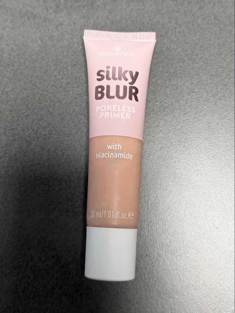 Make-up: NEU Essence - Silky Blur Primer – Nuovo e nell'imballaggio originale da Solothurn venduto da mit_8cxr