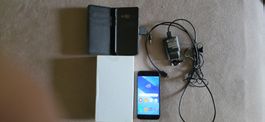 Smartphone Samsung Galaxy  A3schwarz mit Zubehör