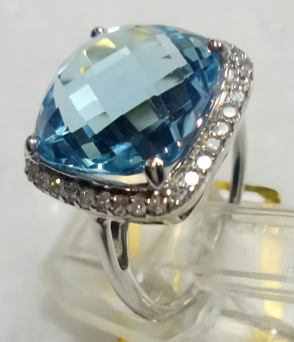 Anelli: Diamanten und Blau Topas Ring – Nuovo (secondo la descrizione) da Zürich venduto da Benedikt21 1