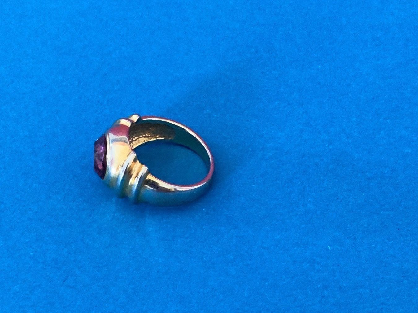 Anelli: Vergoldet / Violett Ring – Usato da Laufen venduto da Trendmarket 3