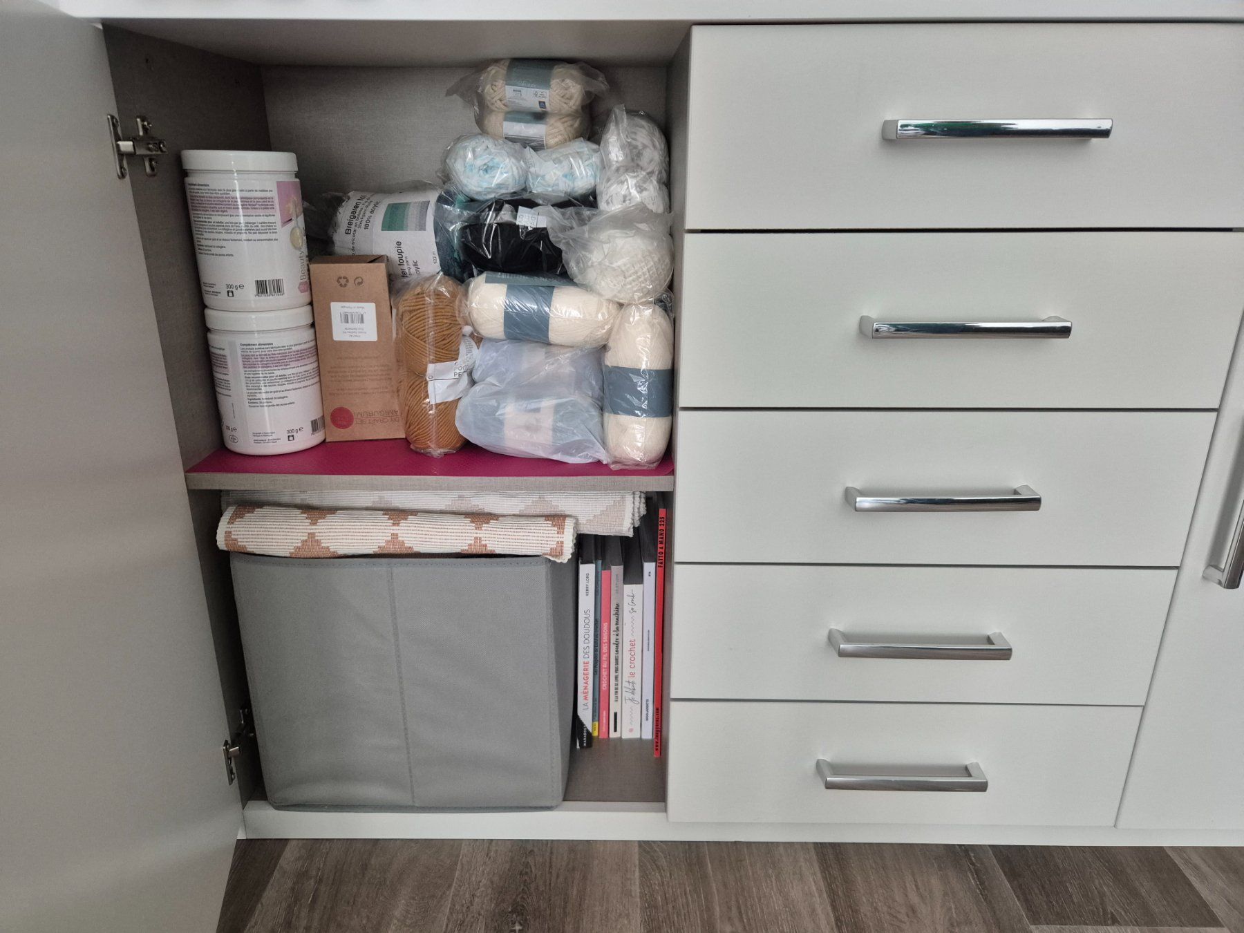 Cassettiere: Commode – Usato da Epalinges venduto da Kkororo 1
