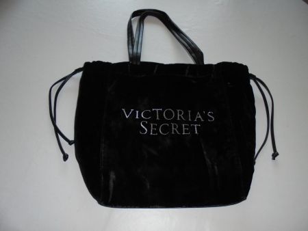 VICTORIA'S SECRET TASCHE IN SAMTOPTIK