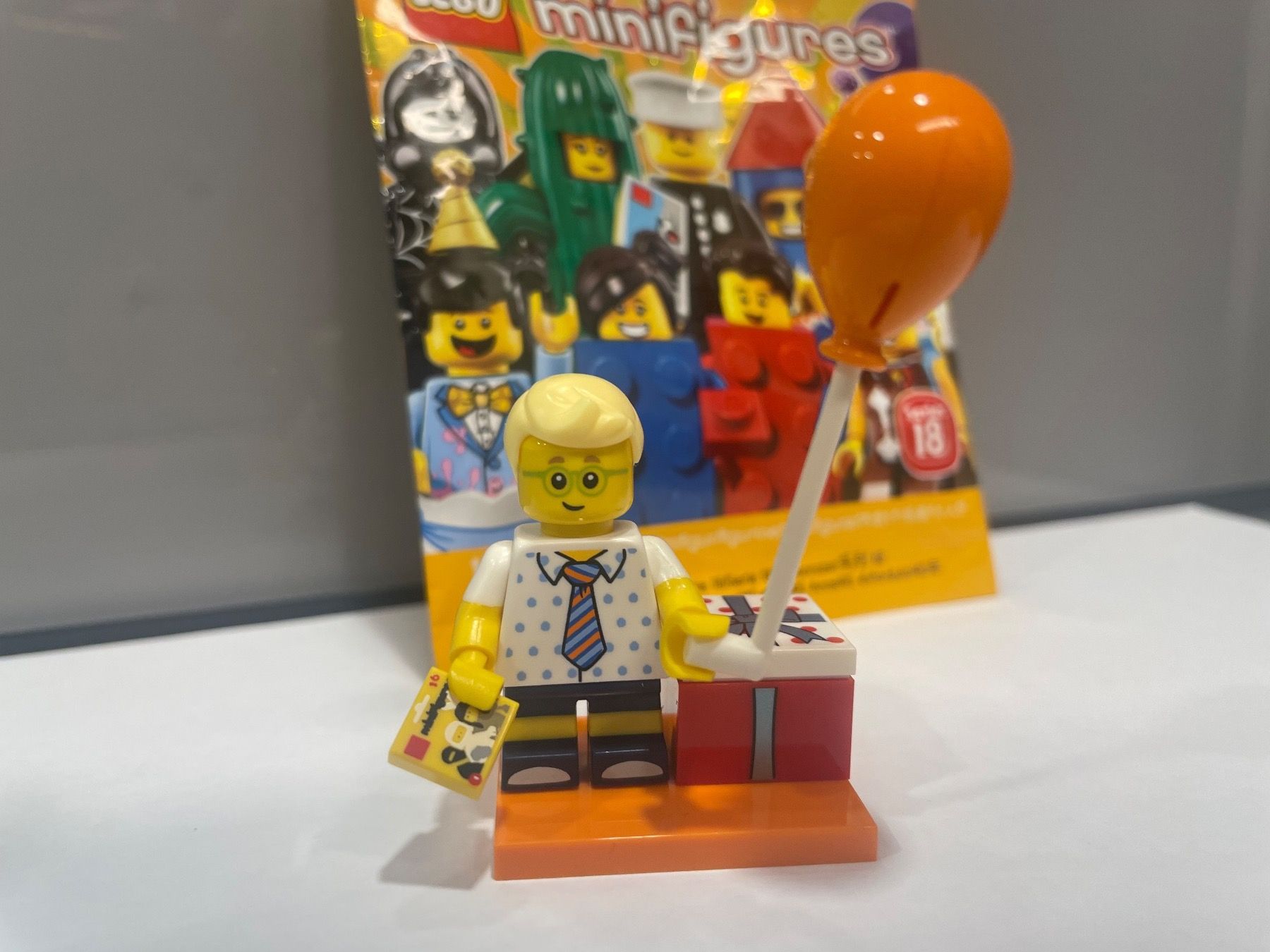 Lego Spielzeuge: Lego Minifigures Serie 18 – Neu (gemäss Beschreibung) aus Luzern von sop_5d7x