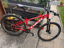 Trek Marlin 6 Mountainbike rot gebraucht guter Zustand