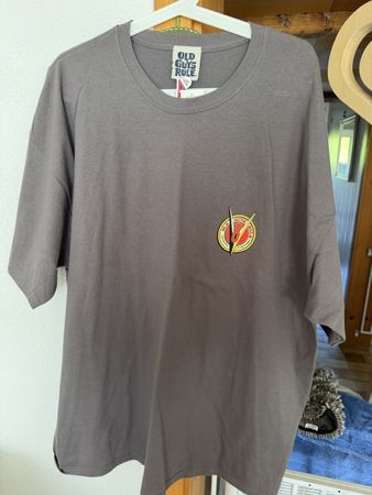 T-Shirt Old Guys Rule NEW 