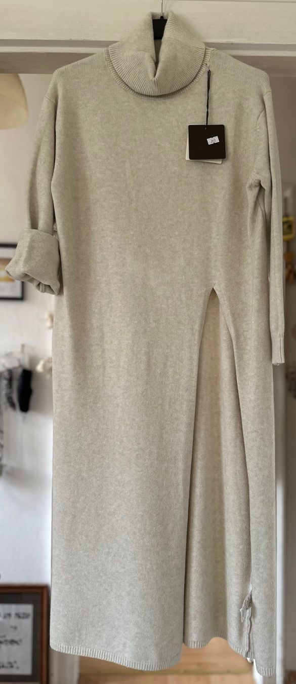 Pulls & Sweat-shirts: LONG PULLOVER/ROBE! M NOUVEAUTÉ 2026/27 – Neuf avec emballage d'origine à Locarno par NicoNion