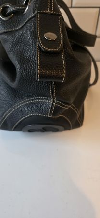 TRÈS BEAU GRAND SAC EN CUIR ESCADA COULEUR NOIR