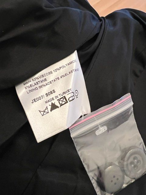 Karen Millen Giacche: Damen Blazer Karen Millen Gr 34 – Usato da Wabern venduto da adamovski 5