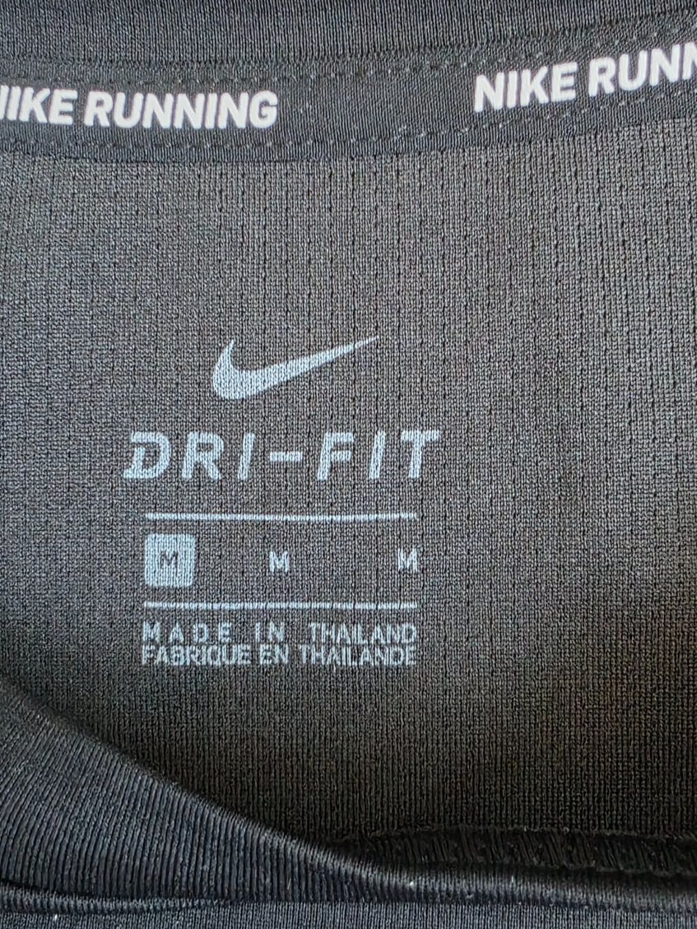 Nike T-Shirts: Sport Shirt NIKE M – Gebraucht aus Altstätten SG von Calendula-7 4