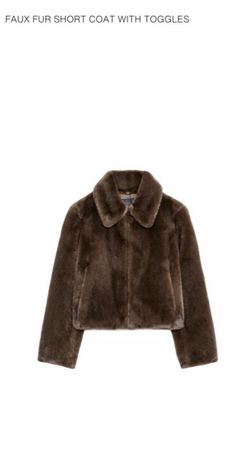 FAUX FUR SHORT COAT WITH TOGGLES