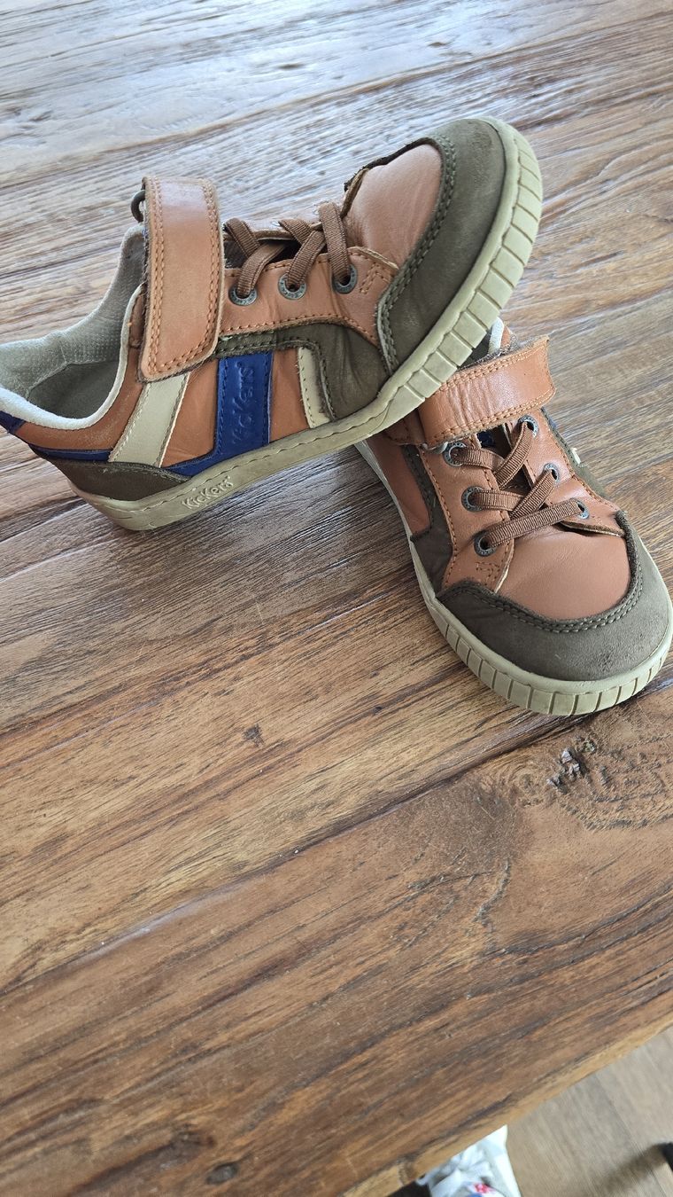 Kickers Scarpe per ragazzi: KicKers Halbschuhe Gr. 29 – Usato da Muri AG venduto da pneu1234 1