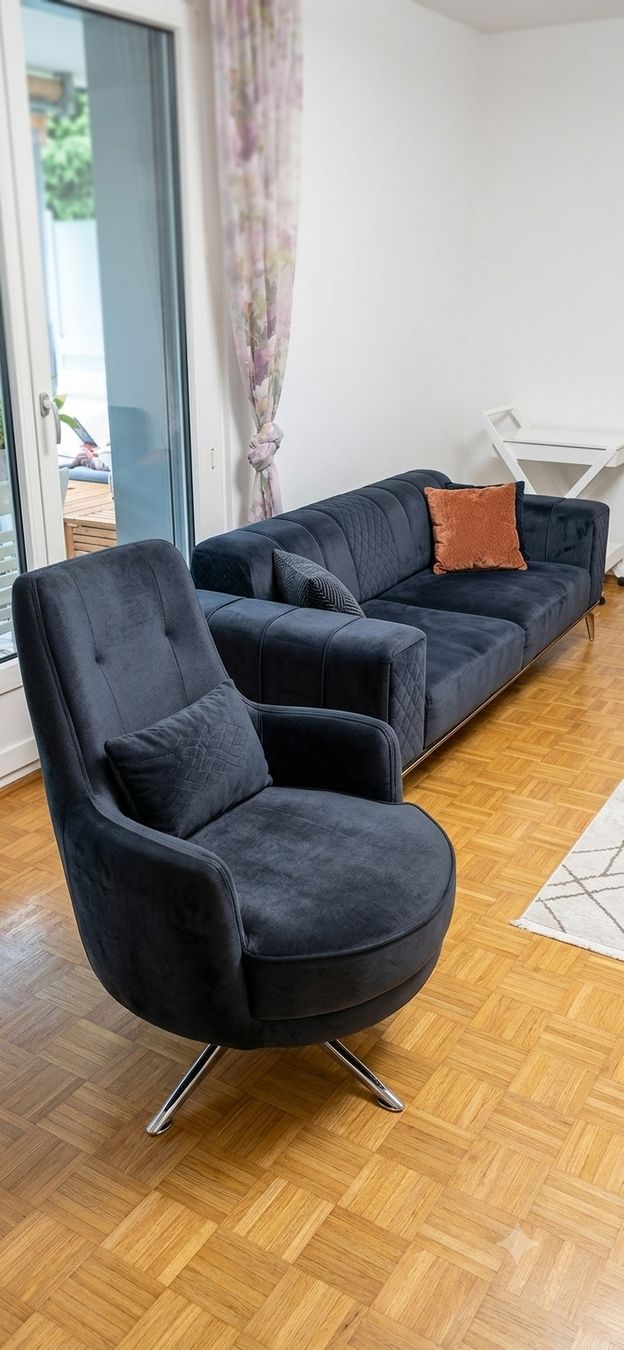 Sofas: Sofa dunkelblau guter Zustand – Gebraucht aus Zürich von BrhNtftk 1