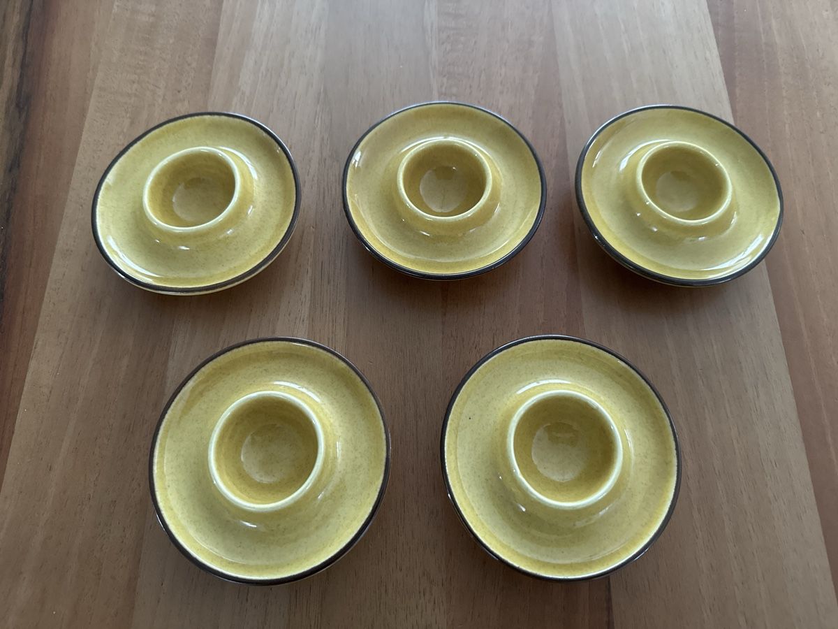 Rössler Sonstiges Geschirr: Rössler Eierbecher Vintage 5 Stk – Gebraucht aus Zürich von Smarties13