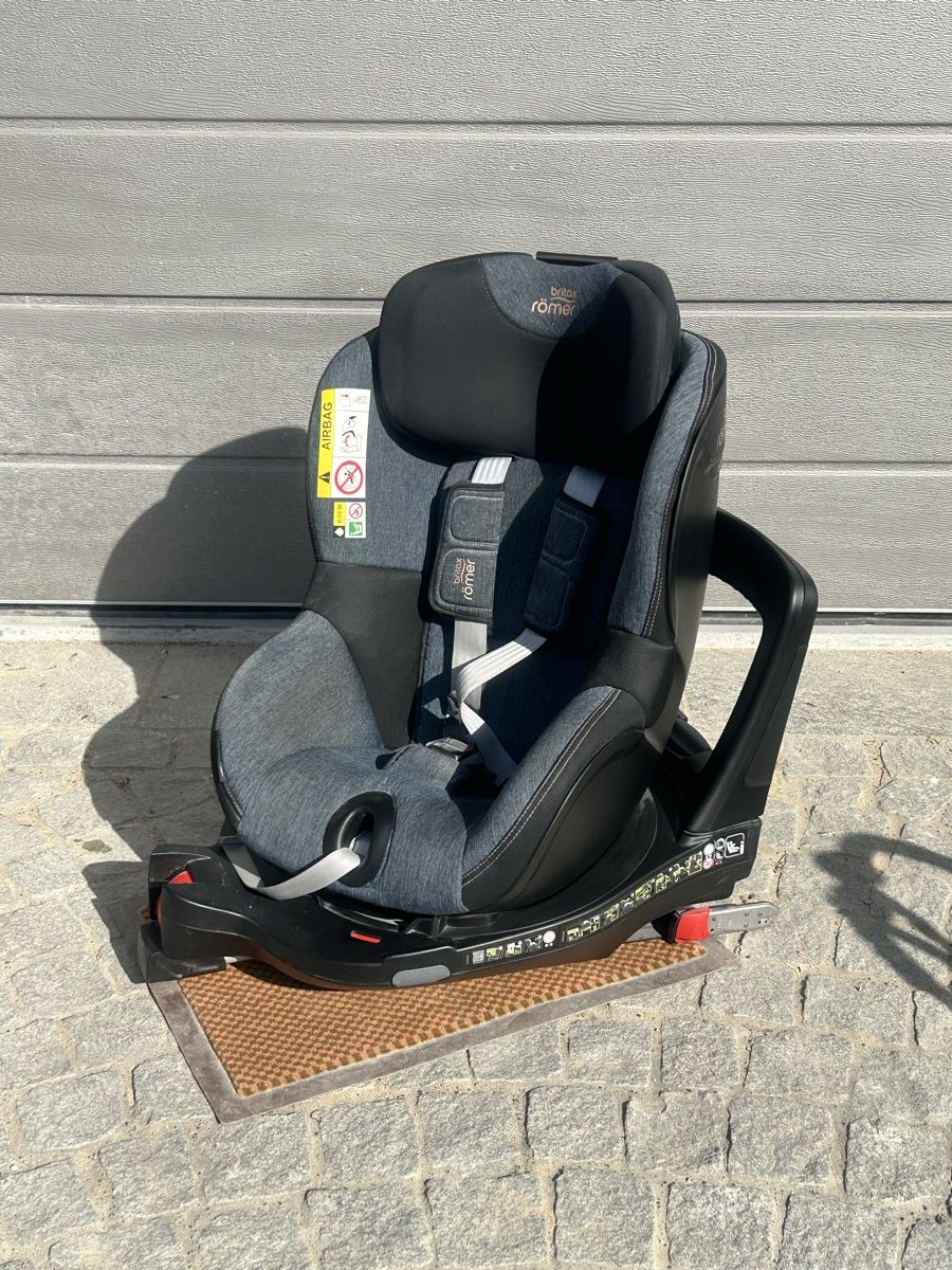 Britax Römer Auto-Kindersitze: Britax Römer Kindersitz drehbar – Gebraucht aus Möriken AG von wsenn 1