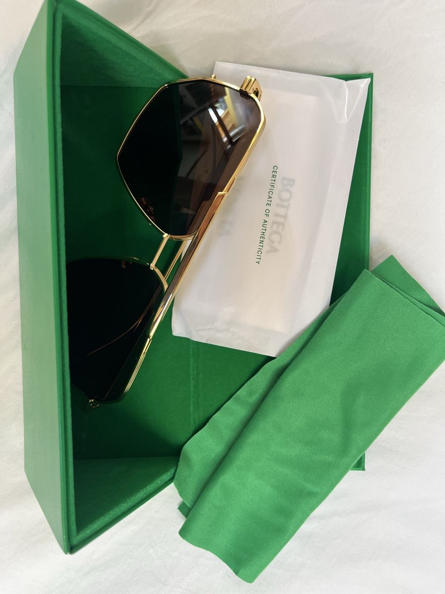 Bottega Veneta Occhiali & Lenti: Sunglasses Bottega Veneta NEW – Nuovo e nell'imballaggio originale da Faido venduto da sof_6jgl 1