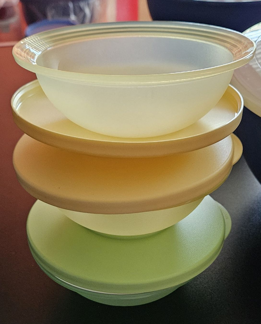 Tupperware Contenitori & Simili: Aqua Schüsseli – Nuovo e nell'imballaggio originale da Hasle b. Burgdorf venduto da buddle32 1