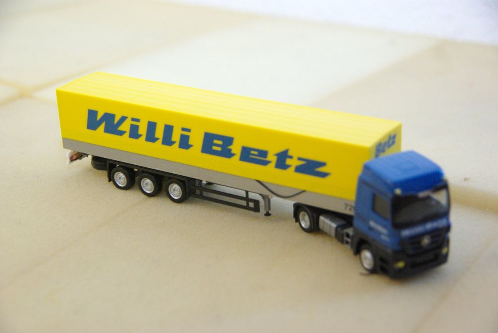 Miniature Herpa 1/87 - Mercedes Actros Willi Betz Plus Bf3 VW Transporter