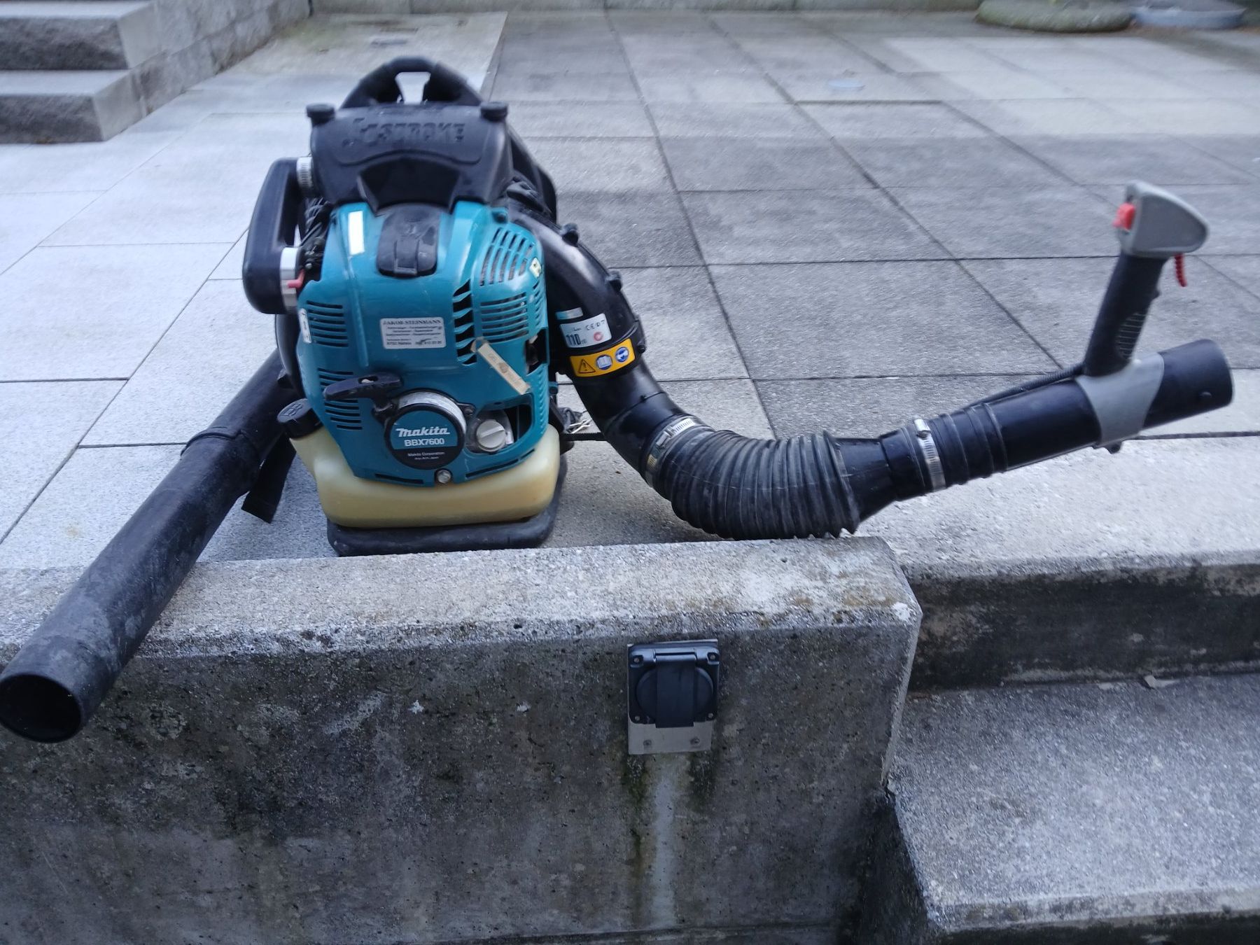 Makita Soffiatori & Aspiratori per foglie: Bläser Makita BBX 7600 – Usato da Niederurnen venduto da hirzlisturm 2