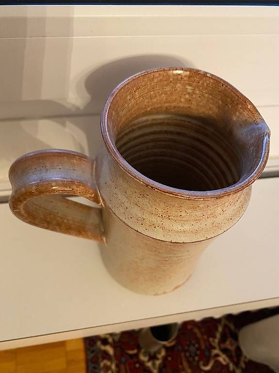 Karaffen: Tonkrug. Inhalt ca. 800-900 ml – Gebraucht aus Zürich von uts_789v 1