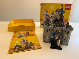 LEGO Castle 6074 Black Falcon's Fortress - Falcons-Kultburg