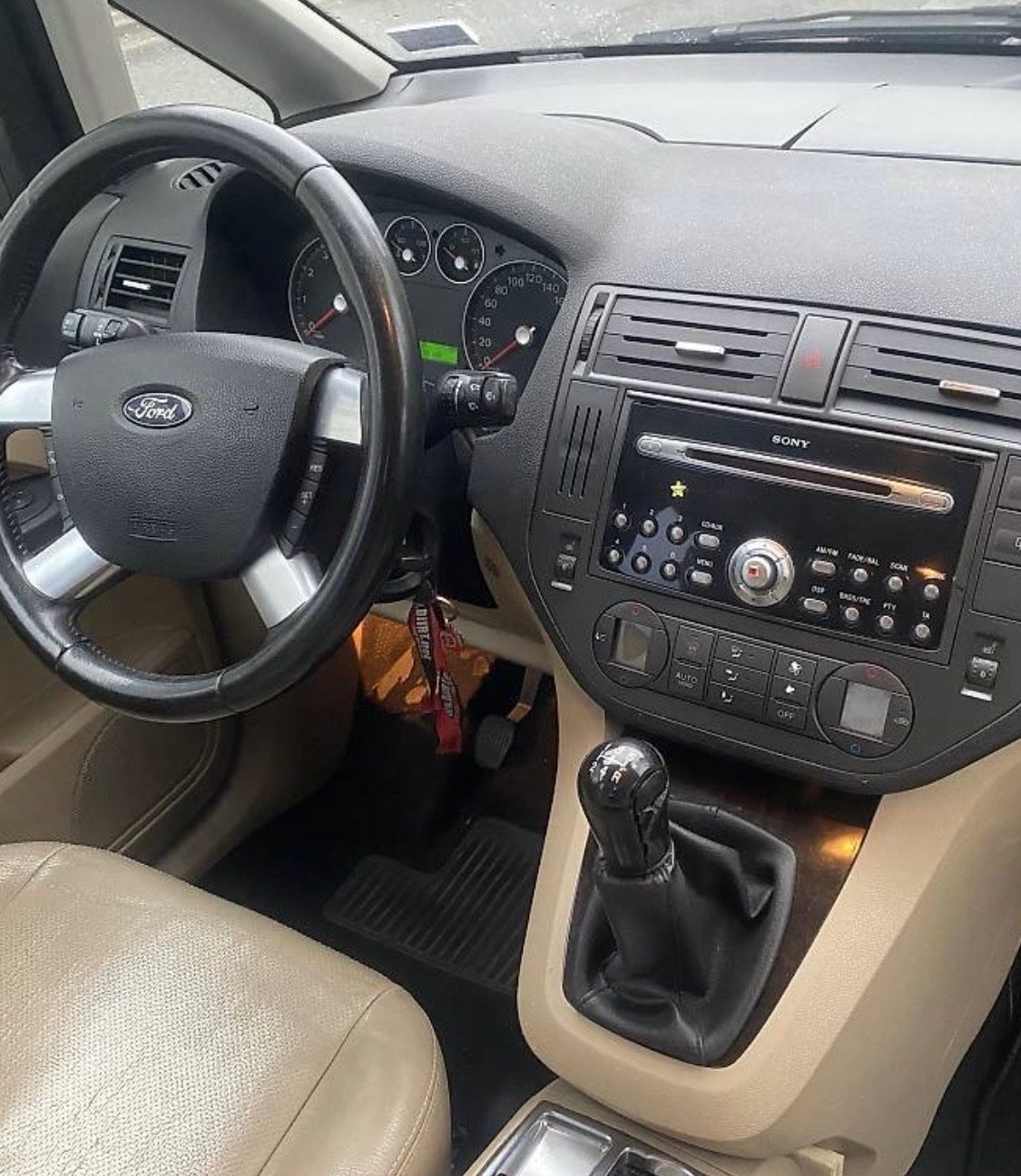 Ford Automobili: Ford focus c max – Usato da Vevey venduto da Raymonde_J 3