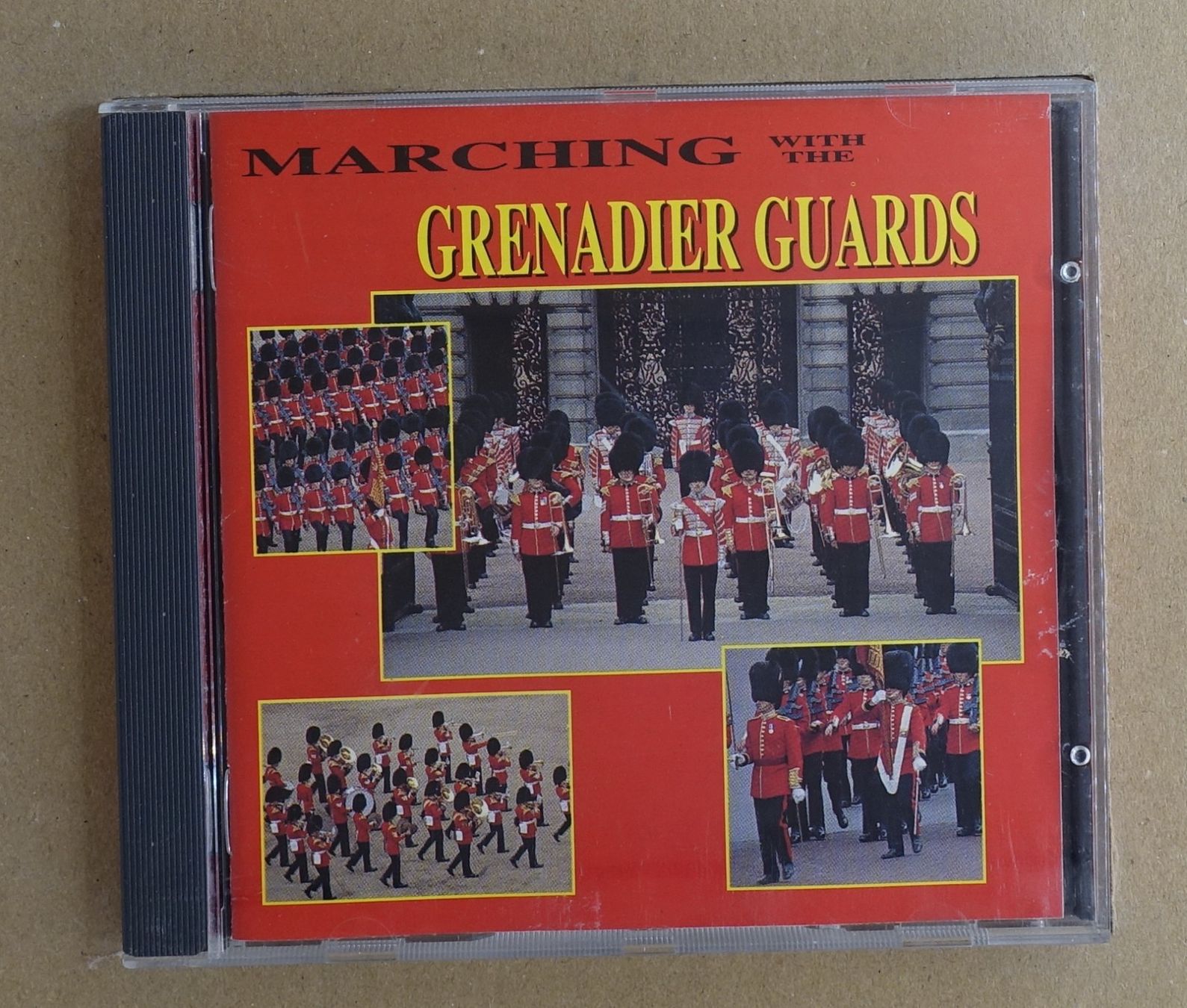 CDs: Marching With The Grenadier Guards - T5 – D'occasion à Sessa par discoverymedia
