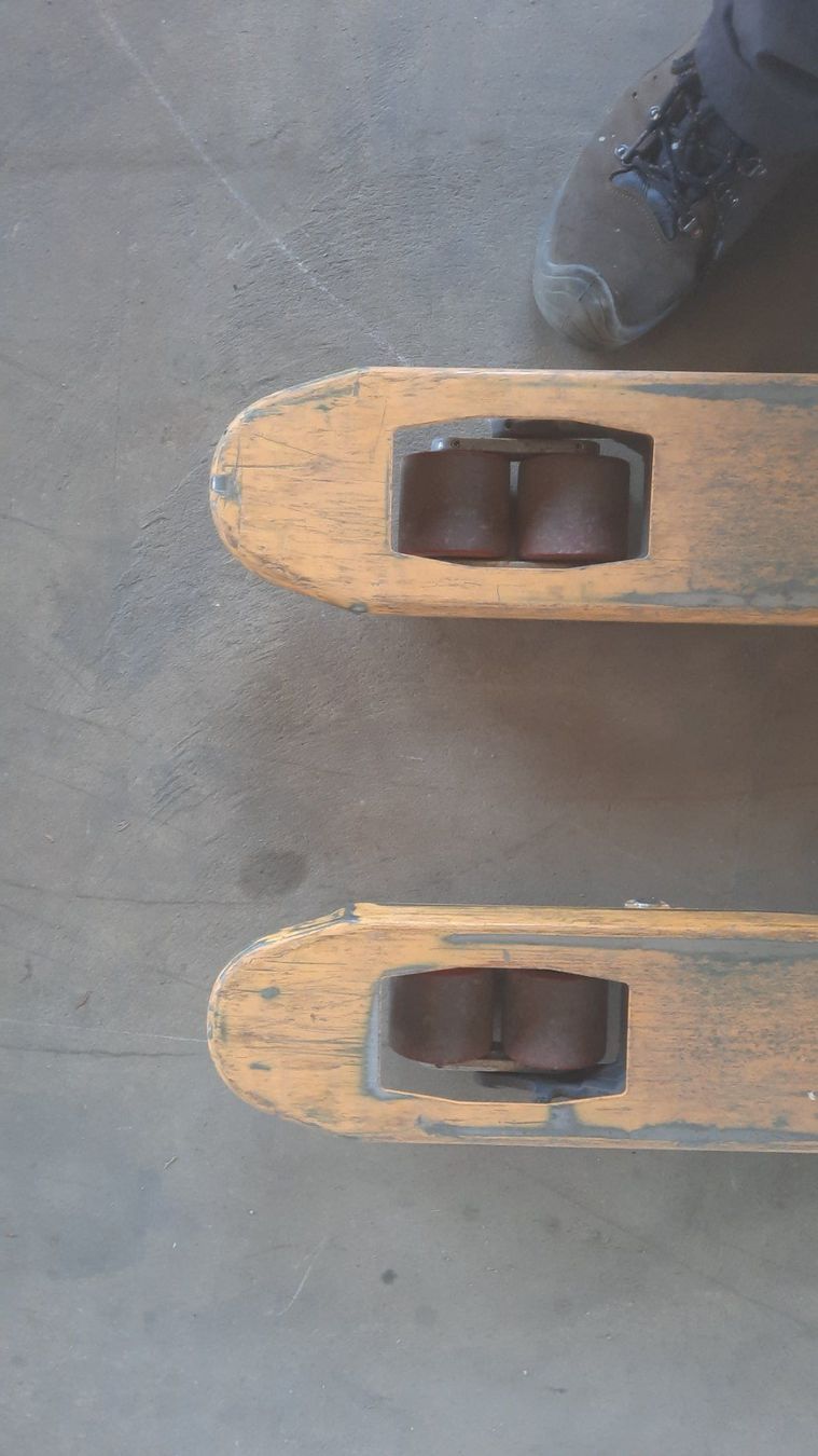 Carrelli elevatori e a forche: Hubwagen Palettenroli – Usato da murgenthal venduto da Vision05 1