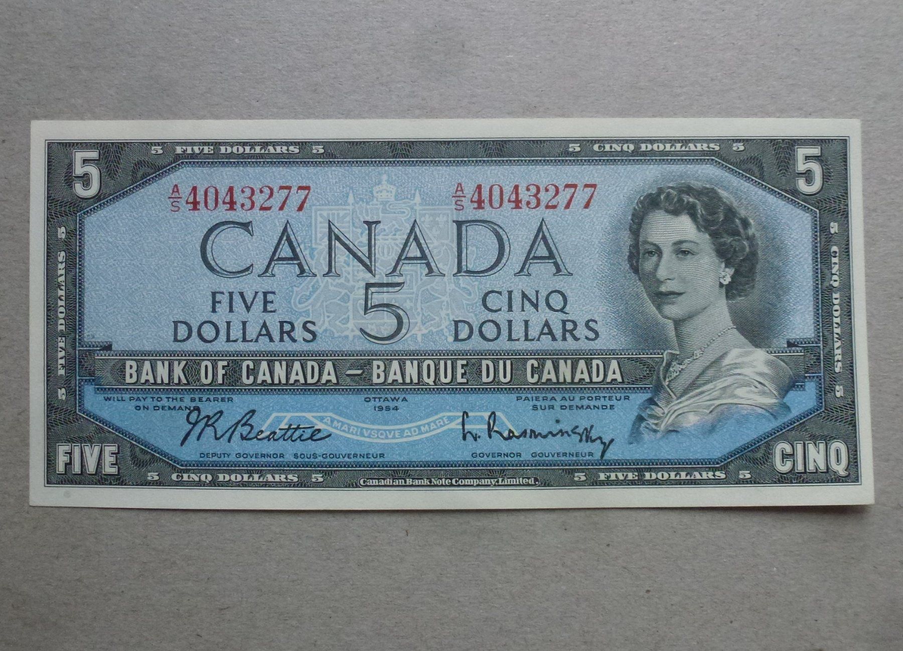 Banconote: Canada ++ 5 Dollars 1954 – Usato da Walkringen venduto da Casablanca777