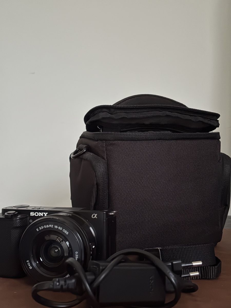 Sony Caméscopes: Sony ZV-E10 4k Camera – Neuf (Voir description) à Affoltern am Albis par Adanessi