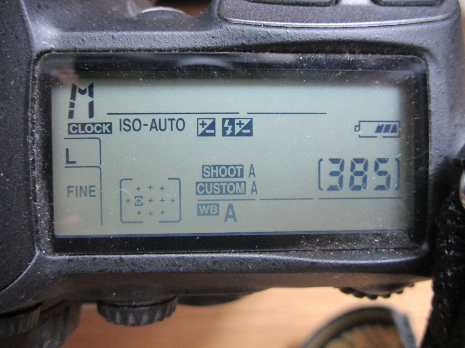 Nikon Fotocamera: Fotoapparat mit Batterieladestation  Nikon D 200 – Usato da Heimberg venduto da Lupo57 3
