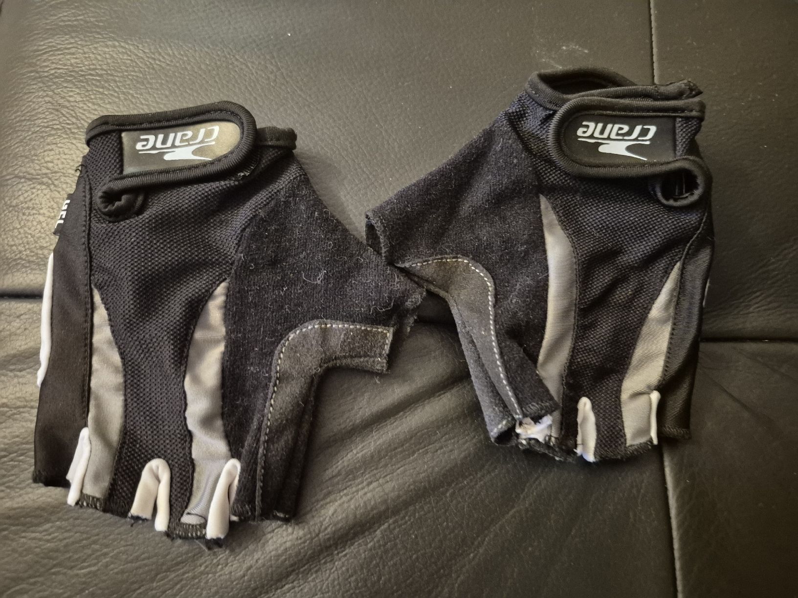 Guanti & manicotti: Crane Velo Handschuhe Grösse 8 – Usato da Schöfflisdorf venduto da kin_2dp9