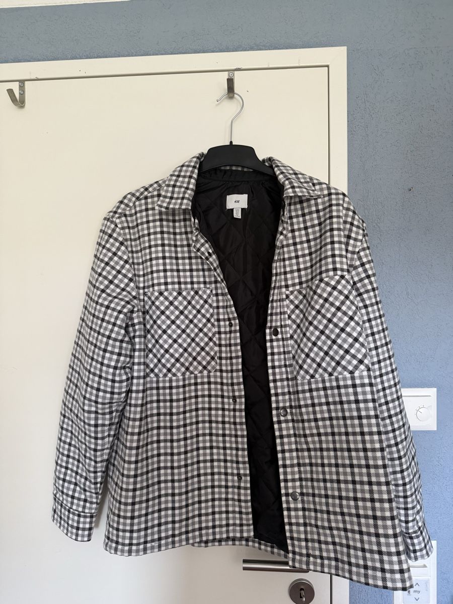 Vestes: Übergangsjacke Gr. M – D'occasion à Oberentfelden par mat_jbk7