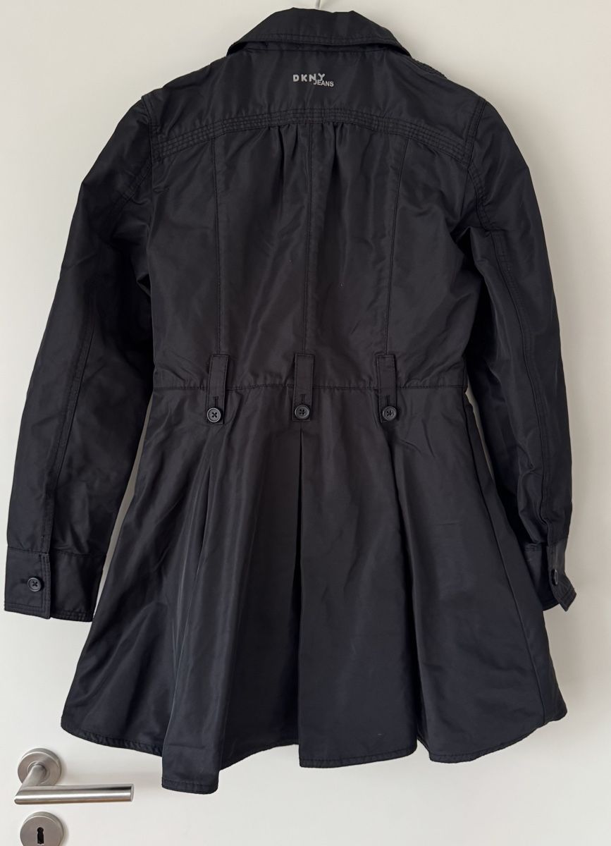 DKNY Giacche: DKNY Jeans Jacke Schwarz Gr. 38 – Usato da Flumenthal venduto da Krajan 1